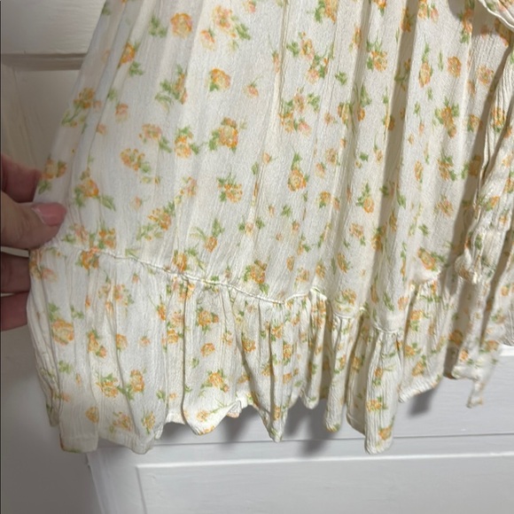 Billabong Floral Dress with Tie Waist - Picture 4 of 7